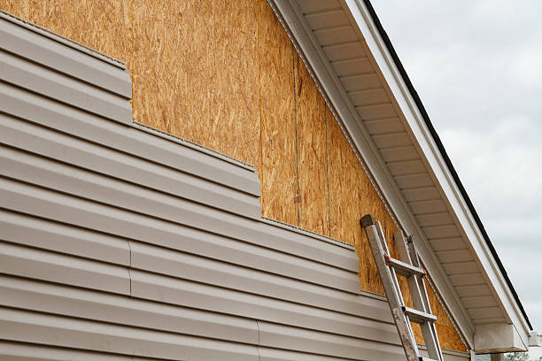 24/7 Emergency Storm Damage Siding Repair experts in Honey Grove, PA